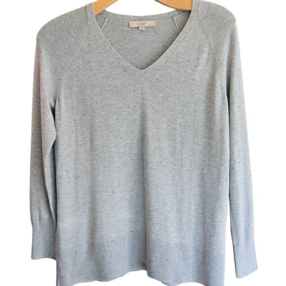 Loft Flecked zv-neck Tunic in Gray. Raglan Sleeves. Super Soft. Size L. 450 - Picture 1 of 6